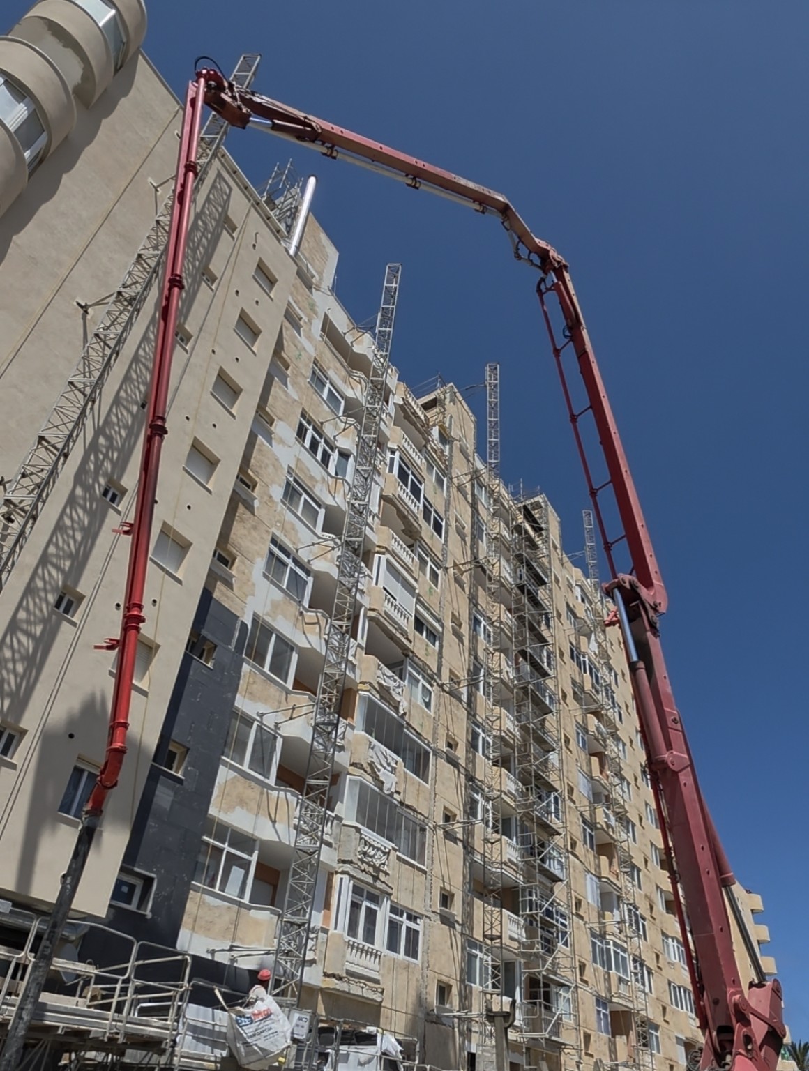 Rehabilitación de fachada realizada por CGMUR